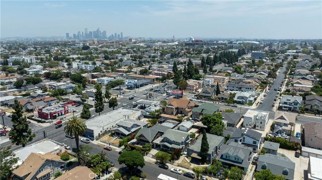 4020 Brighton, Los Angeles, CA 90062