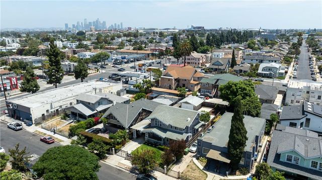 4020 Brighton, Los Angeles, CA 90062