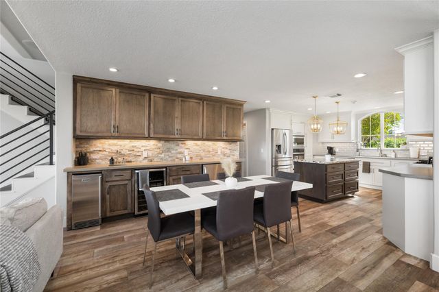 11706 Edgewater Court, Montgomery, TX 77356