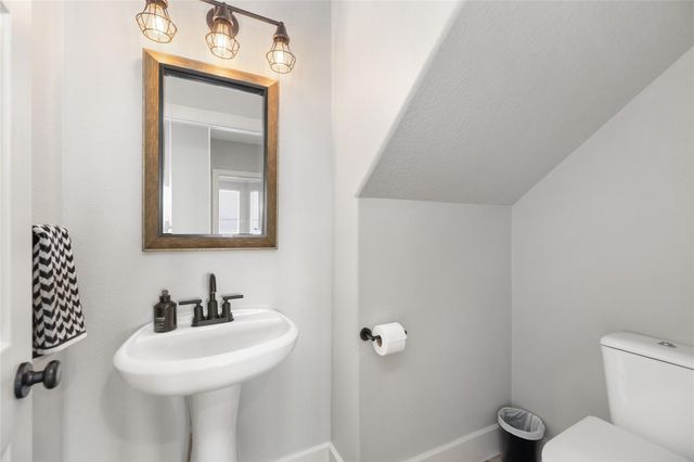 11706 Edgewater Court, Montgomery, TX 77356