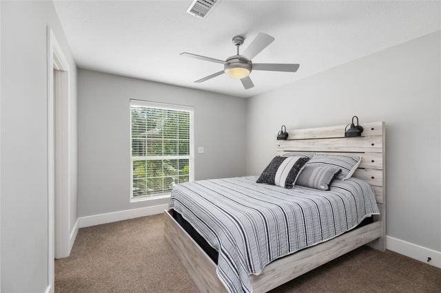 11706 Edgewater Court, Montgomery, TX 77356