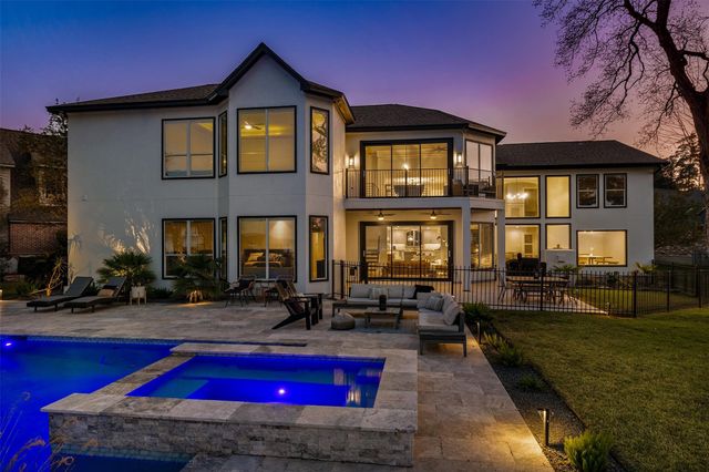 11706 Edgewater Court, Montgomery, TX 77356