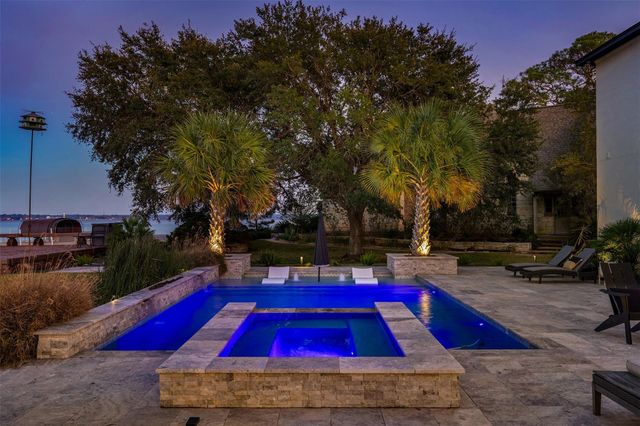 11706 Edgewater Court, Montgomery, TX 77356