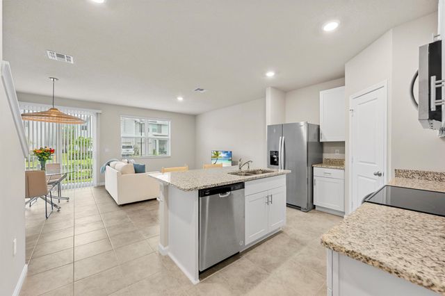 5731 SE Edgewater Circle, Stuart, FL 34997