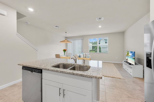 5731 SE Edgewater Circle, Stuart, FL 34997