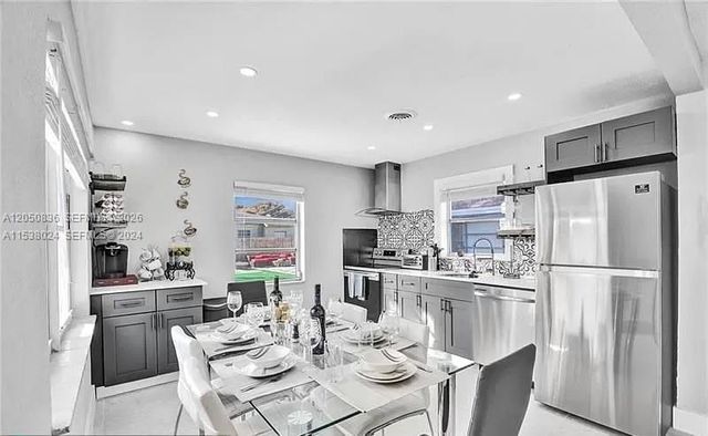 608 N 24th Ave 608, Hollywood, FL 33020
