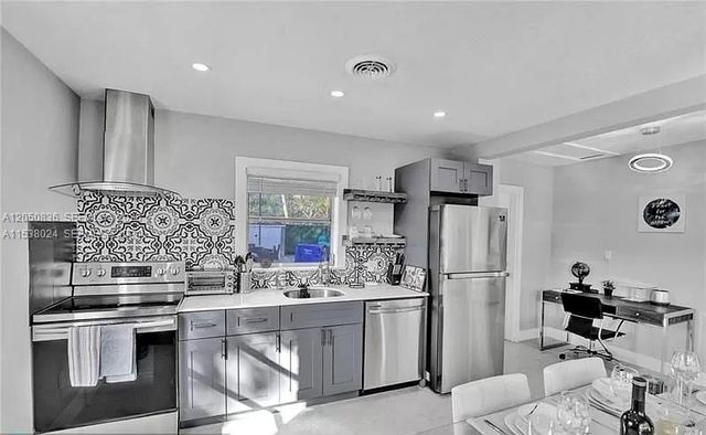 608 N 24th Ave 608, Hollywood, FL 33020