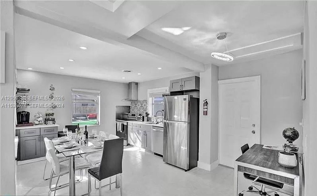 608 N 24th Ave 608, Hollywood, FL 33020