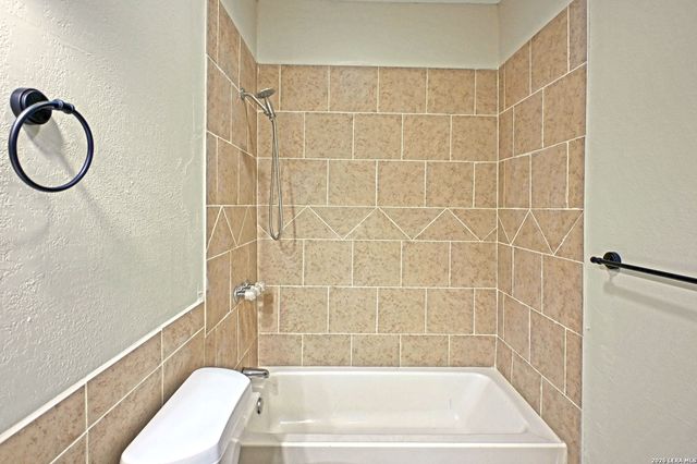 772 VISTA PKWY, New Braunfels, TX 78130