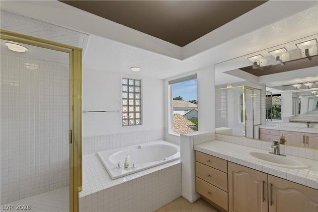 8133 HORIZON LAKE Drive, Las Vegas, NV 89128