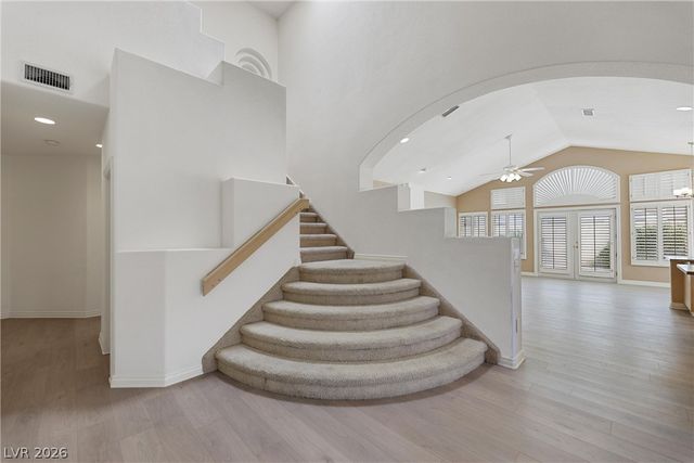 8133 HORIZON LAKE Drive, Las Vegas, NV 89128