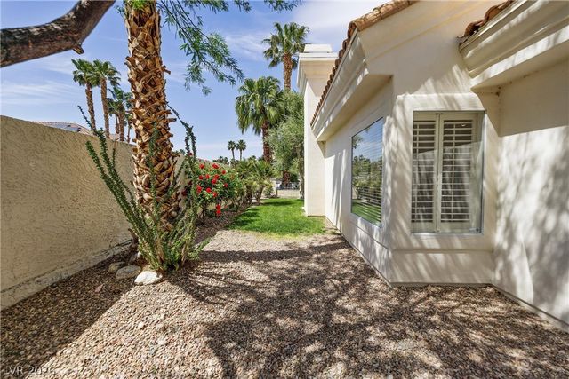 8133 HORIZON LAKE Drive, Las Vegas, NV 89128