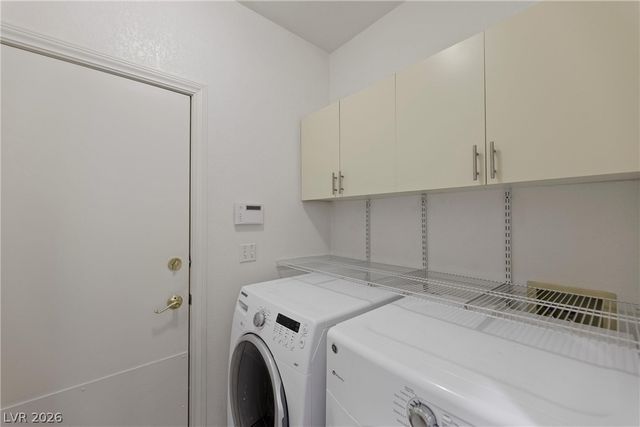 8133 HORIZON LAKE Drive, Las Vegas, NV 89128