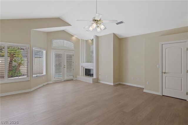 8133 HORIZON LAKE Drive, Las Vegas, NV 89128