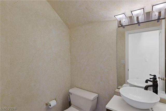 8133 HORIZON LAKE Drive, Las Vegas, NV 89128
