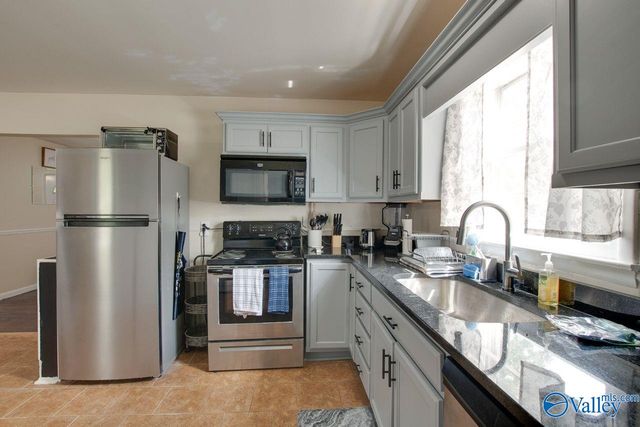 1702 Truman Avenue, Huntsville, AL 35801