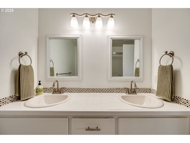 11418 Ne 29TH Cir, Vancouver, WA 98682