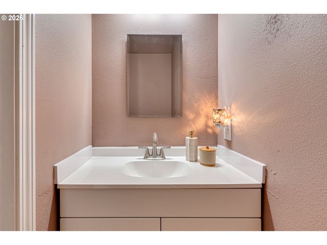 11418 Ne 29TH Cir, Vancouver, WA 98682