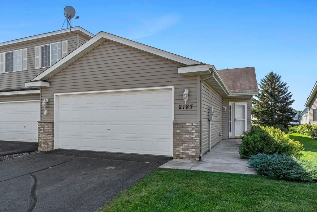 2187 Cleveland Way S, Cambridge, MN 55008 — exterior