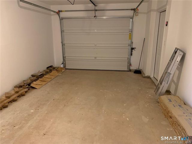 27 Tridell Drive 2, Southington, CT 06479