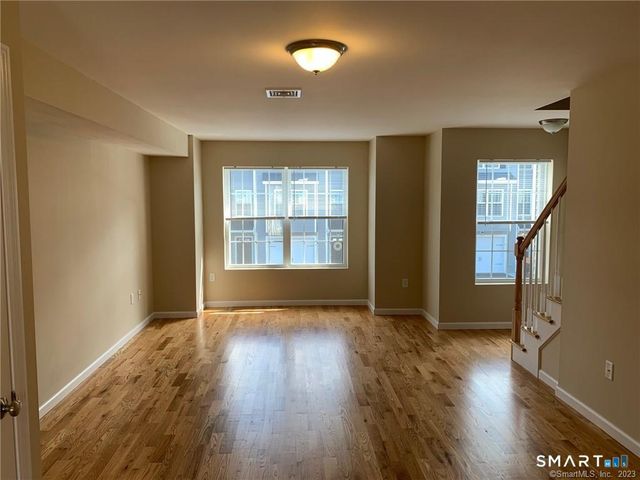 27 Tridell Drive 2, Southington, CT 06479
