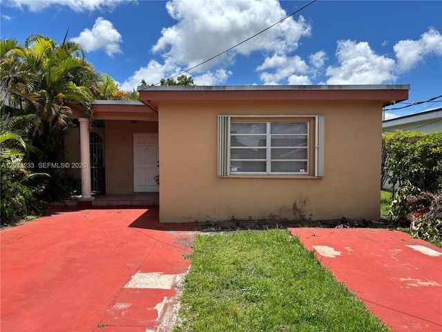 211 NW 60th Avenue, Miami, FL 33126