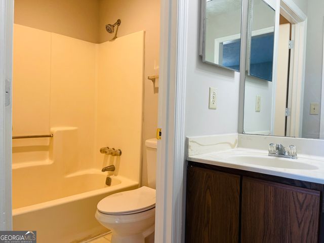 1522 Paces Ferry North Drive, Smyrna, GA 30080