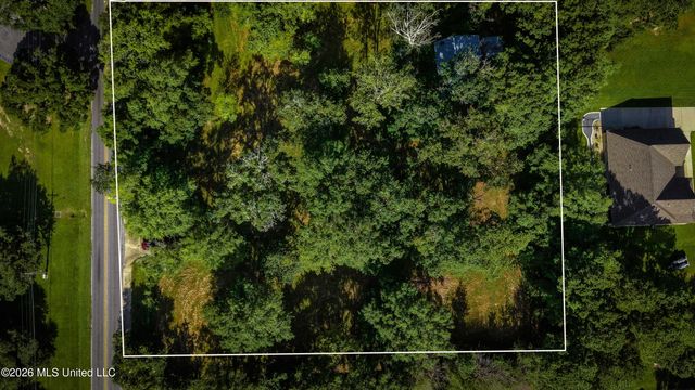 3521 Government Street, Ocean Springs, MS 39564