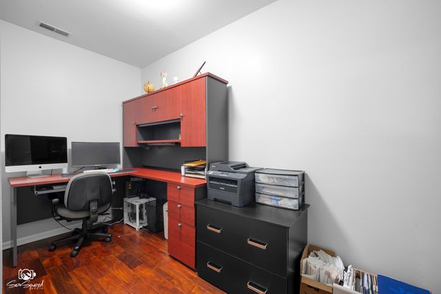 2605 Oxford Court, Darien, IL 60561
