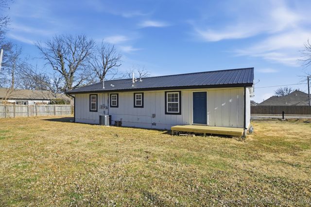 1620 N Union Avenue, Tulsa, OK 74127