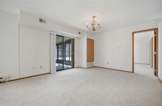 3967 Karl Road, 125, Columbus, OH 43224