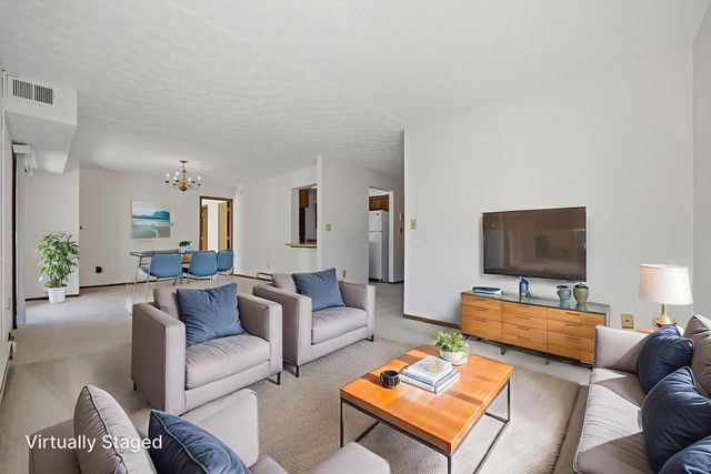 3967 Karl Road, 125, Columbus, OH 43224