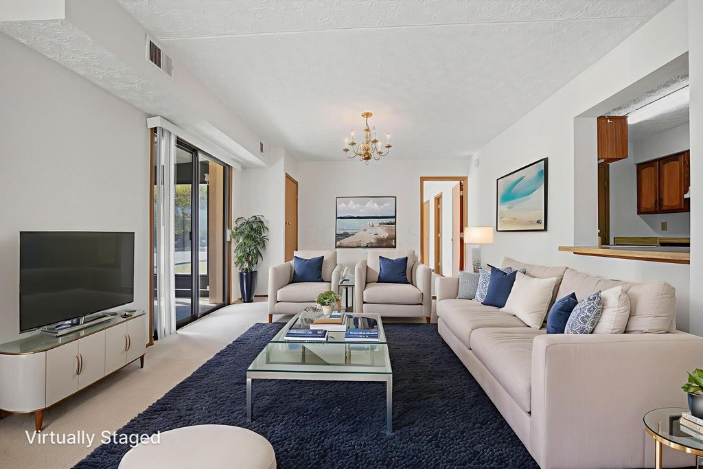 3967 Karl Road, 125, Columbus, OH 43224