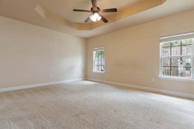 2071 Fountainview Drive, Navarre, FL 32566