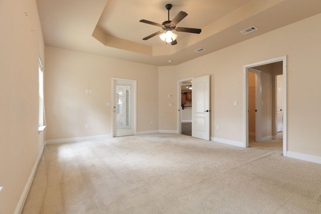 2071 Fountainview Drive, Navarre, FL 32566