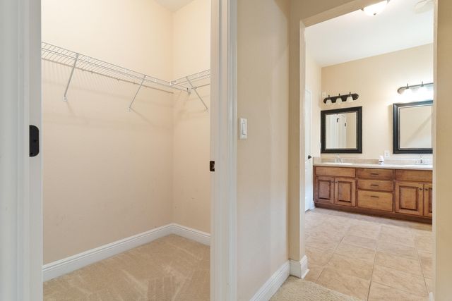 2071 Fountainview Drive, Navarre, FL 32566