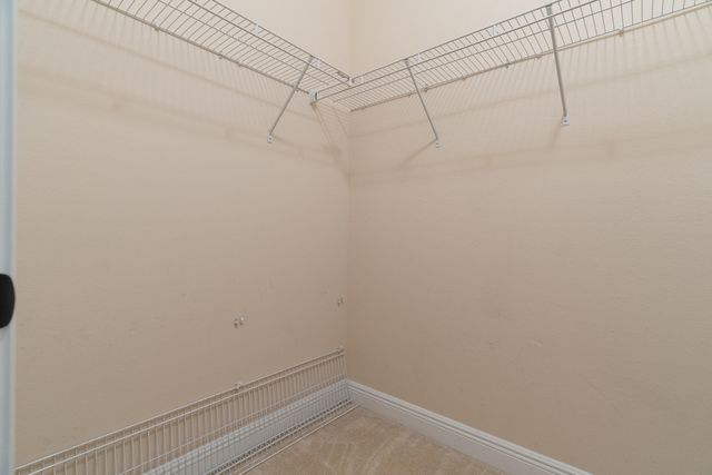 2071 Fountainview Drive, Navarre, FL 32566