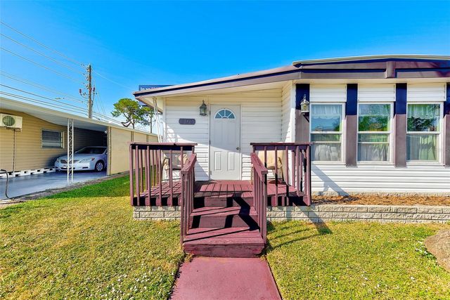 27466 US HIGHWAY 19 N 106, Clearwater, FL 33761