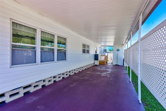 27466 US HIGHWAY 19 N 106, Clearwater, FL 33761