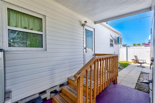 27466 US HIGHWAY 19 N 106, Clearwater, FL 33761