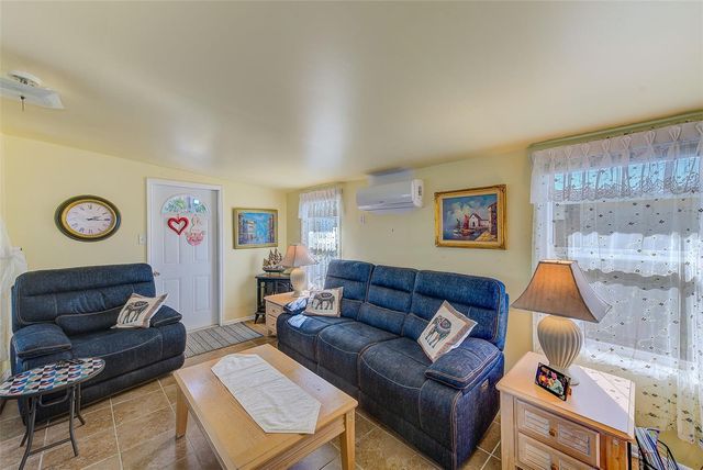 27466 US HIGHWAY 19 N 106, Clearwater, FL 33761