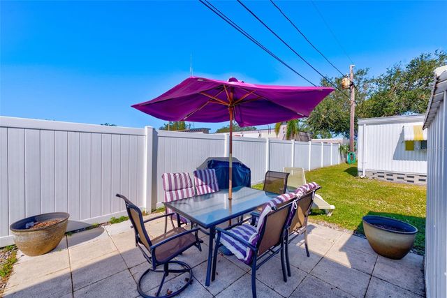 27466 US HIGHWAY 19 N 106, Clearwater, FL 33761