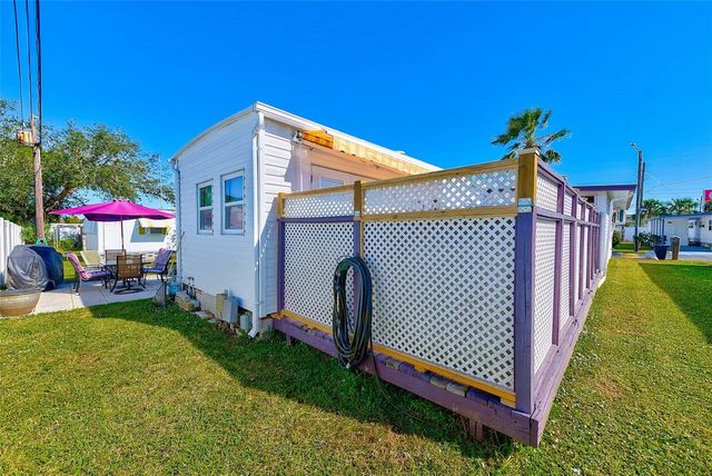 27466 US HIGHWAY 19 N 106, Clearwater, FL 33761