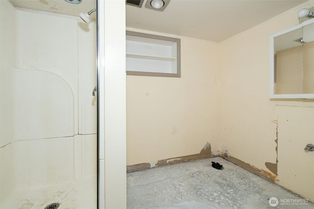6420 NE 129th Place, Kirkland, WA 98034