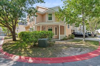 6 Ironwood Cir, Bluffton, SC 29910