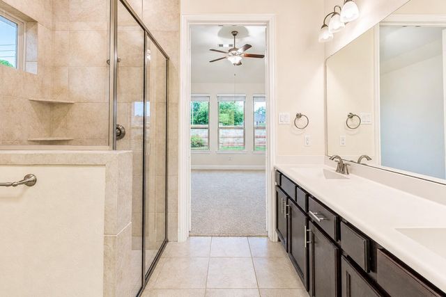 320 Woodway Drive, League City, TX 77573