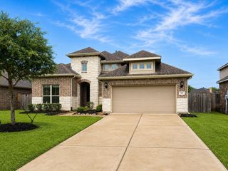 320 Woodway Drive, League City, TX 77573