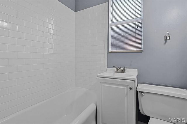 5503 Rhodes Avenue, St Louis, MO 63109