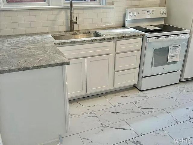 5503 Rhodes Avenue, St Louis, MO 63109