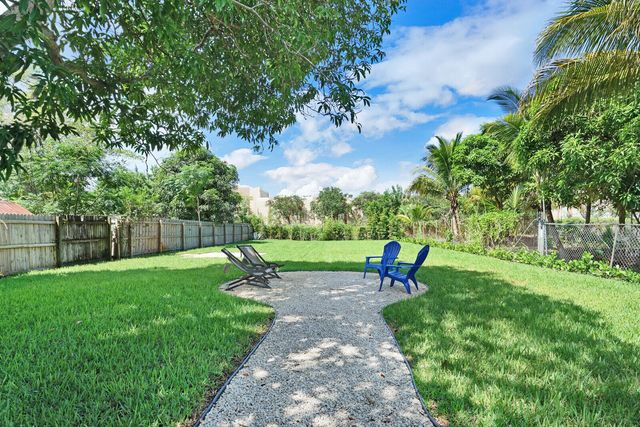 610 SE 2nd Avenue, Delray Beach, FL 33483